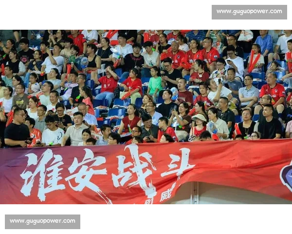 泰山 3-1 破海港!蓉城失登顶良机,争冠悬念熬成 “拉锯战”